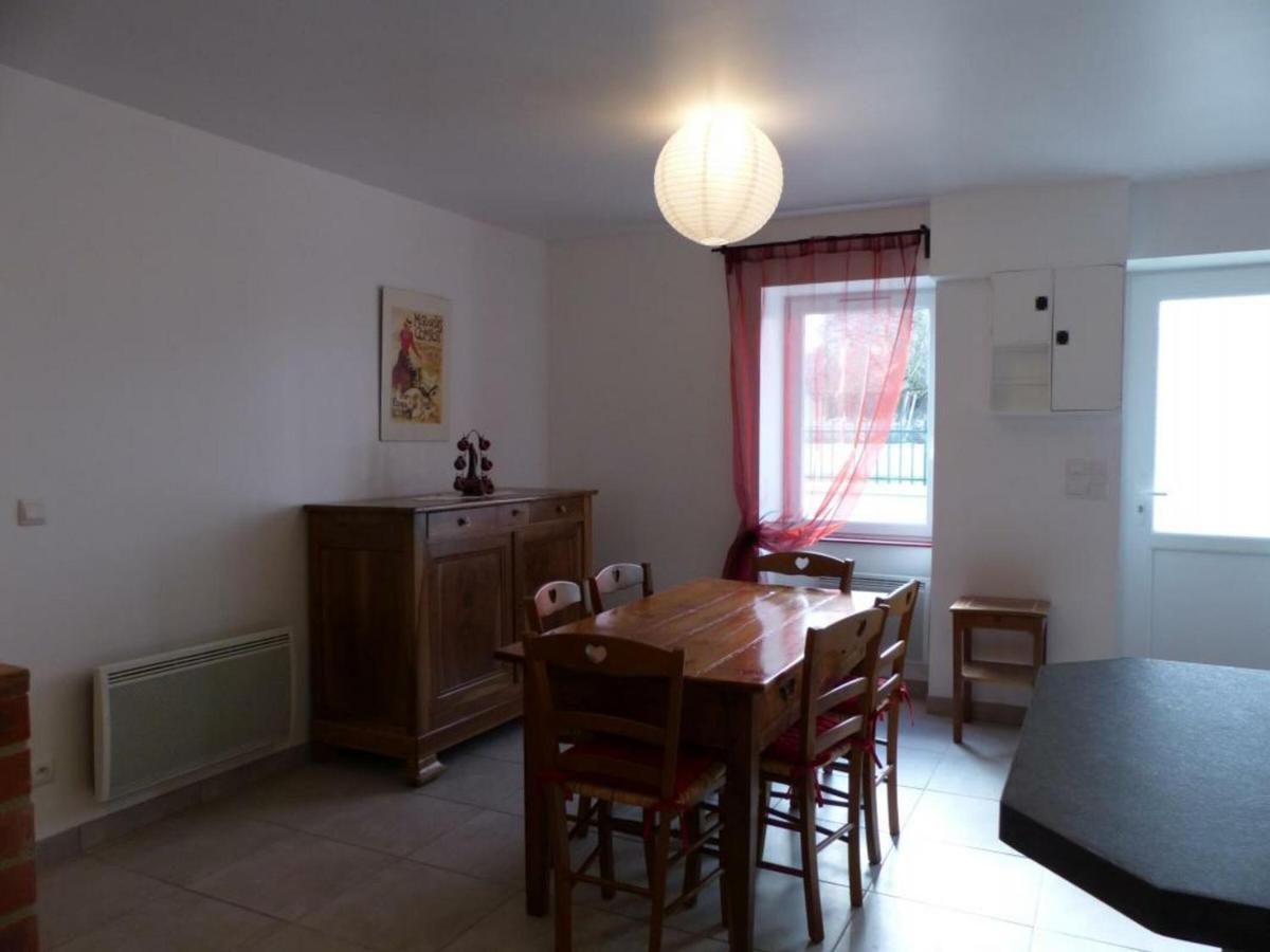 Maison Renovee Avec Cour Privee, Proche De Gannat, 3 Chambres, Animaux Acceptes, Equipements Modernes. - Fr-1-489-37 Poezat 외부 사진