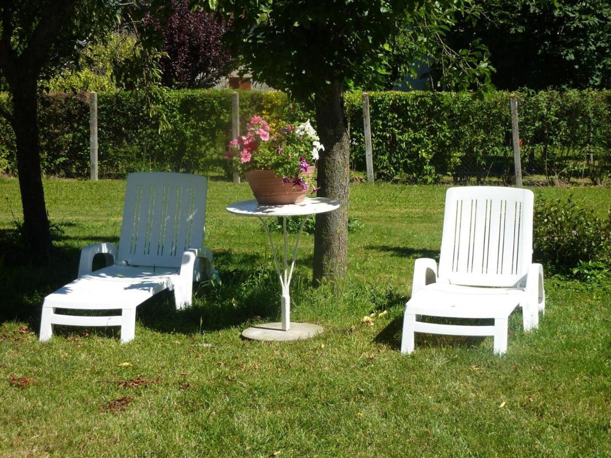 Maison Renovee Avec Cour Privee, Proche De Gannat, 3 Chambres, Animaux Acceptes, Equipements Modernes. - Fr-1-489-37 Poezat 외부 사진